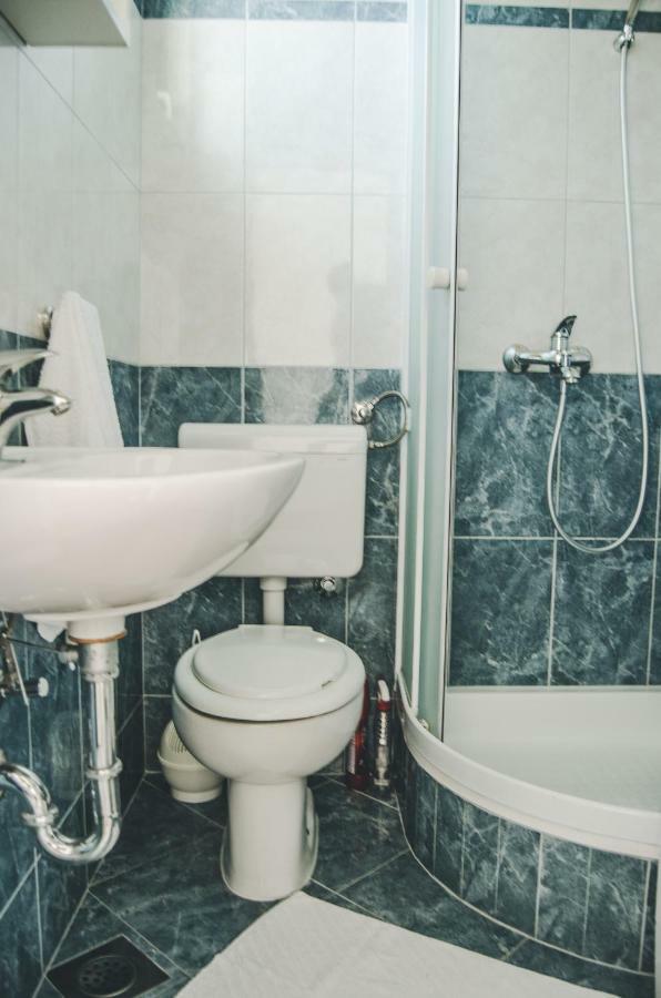Apartmani Marko Makarská Exteriér fotografie