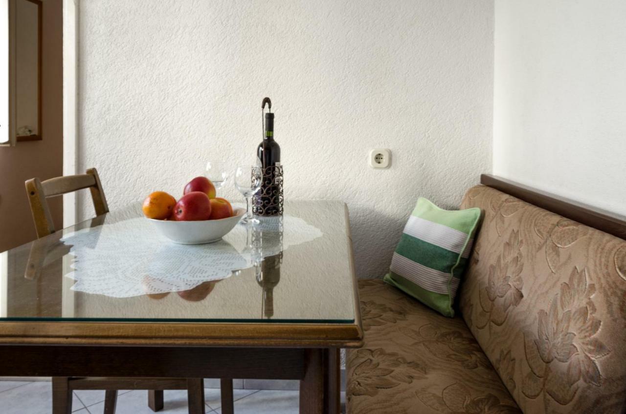 Apartmani Marko Makarská Exteriér fotografie